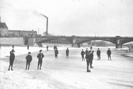 Trent Bridge c1899