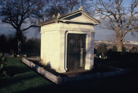 Wilford Hill Cemetery, Birkin mausoleum 2006